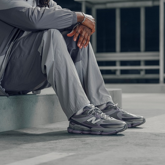 Кроссовки New Balance 2000