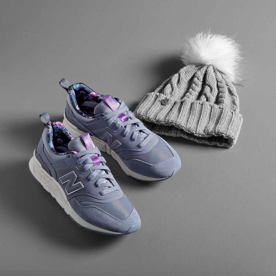 Women's Lux Knit Pom Beanie