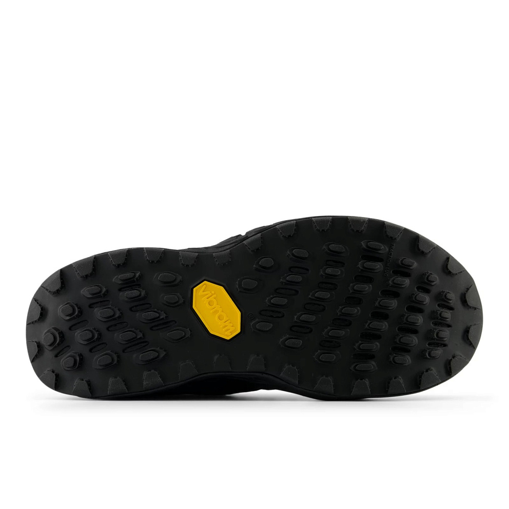 Кроссовки New Balance Hierro