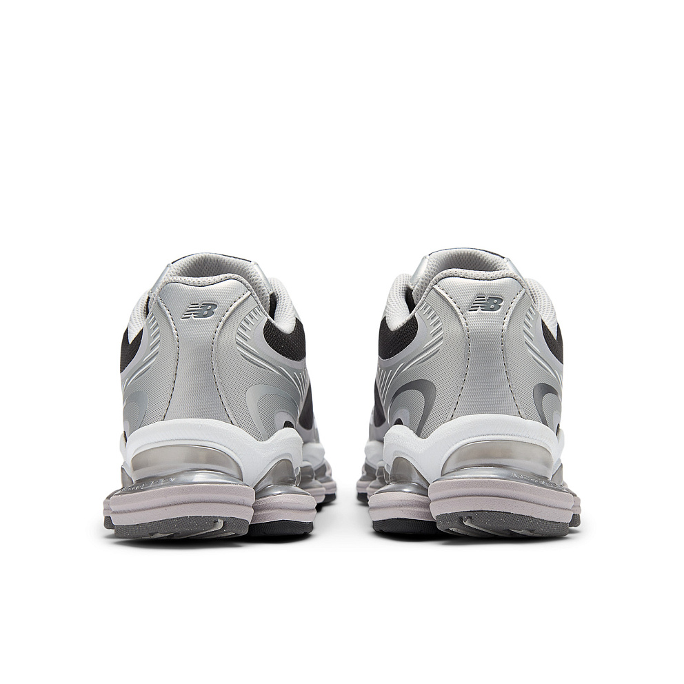 Кроссовки New Balance 2000