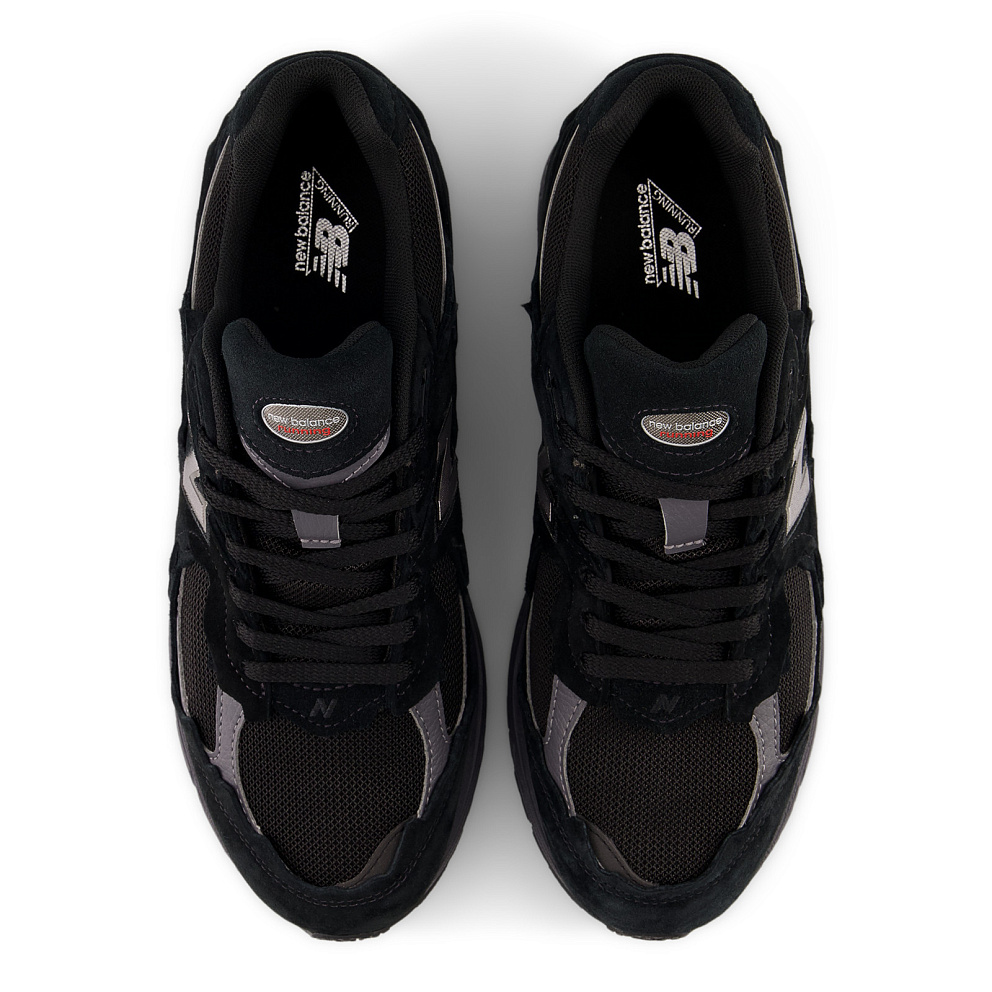 Кроссовки для активного отдыха 2002