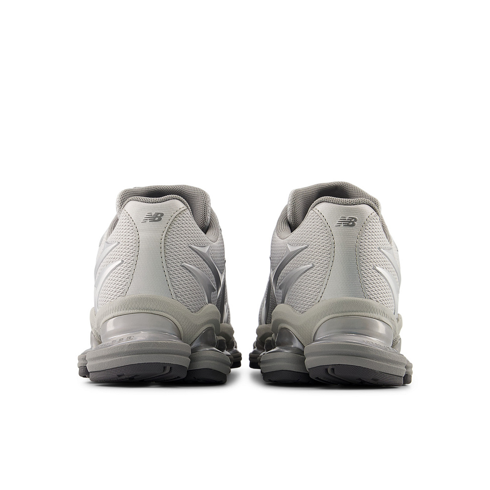 Кроссовки New Balance 2000