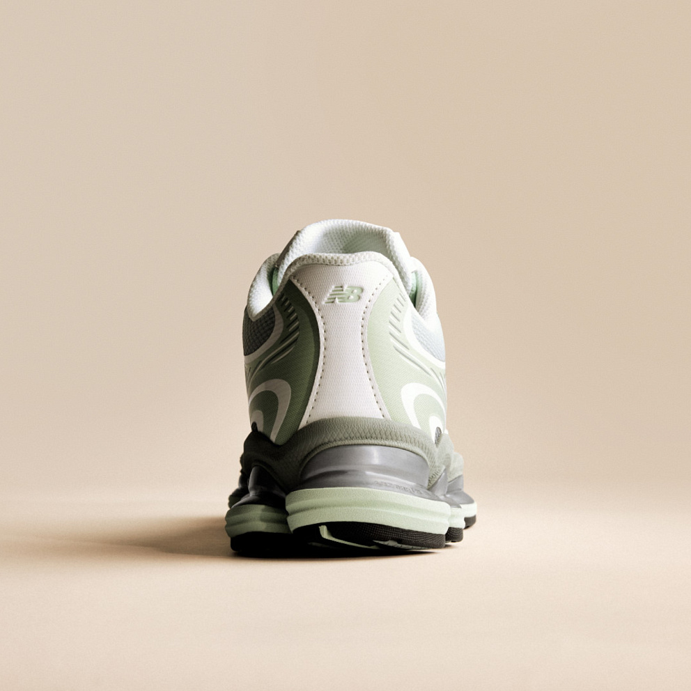 Кроссовки New Balance 2000