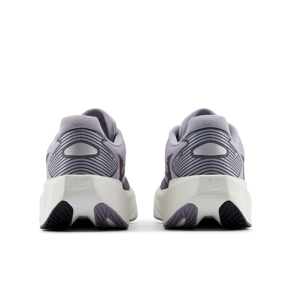 Кроссовки New Balance Rebel