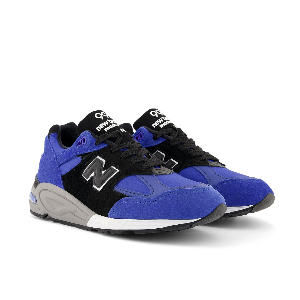 New Balance Made in USA 990v2