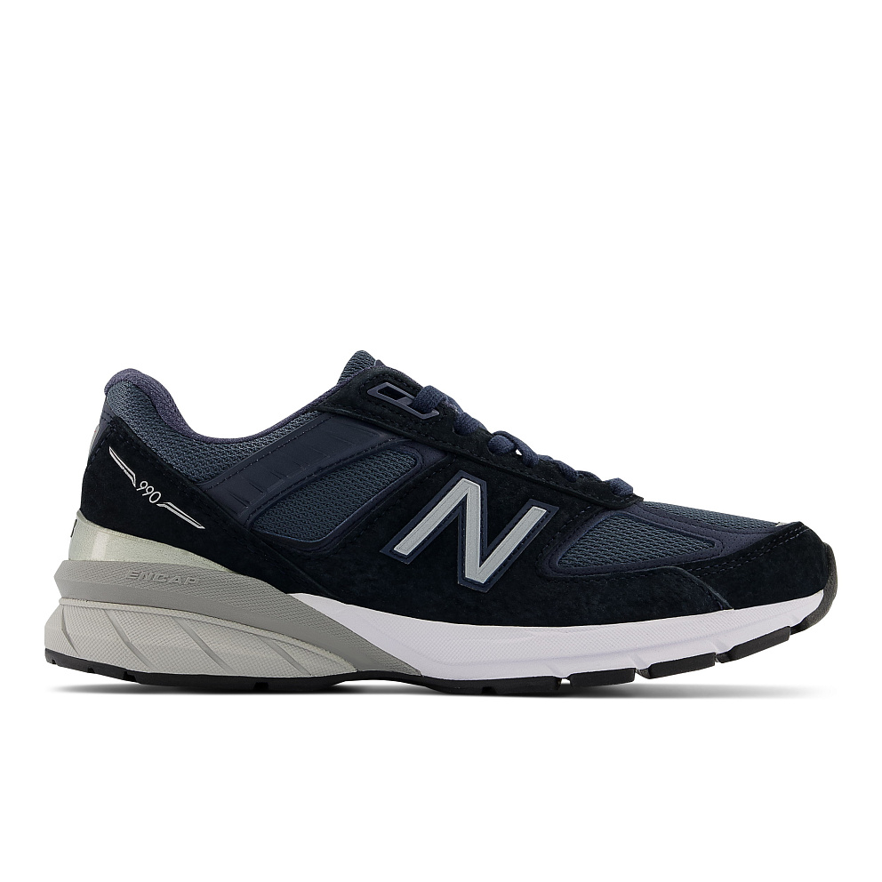 990