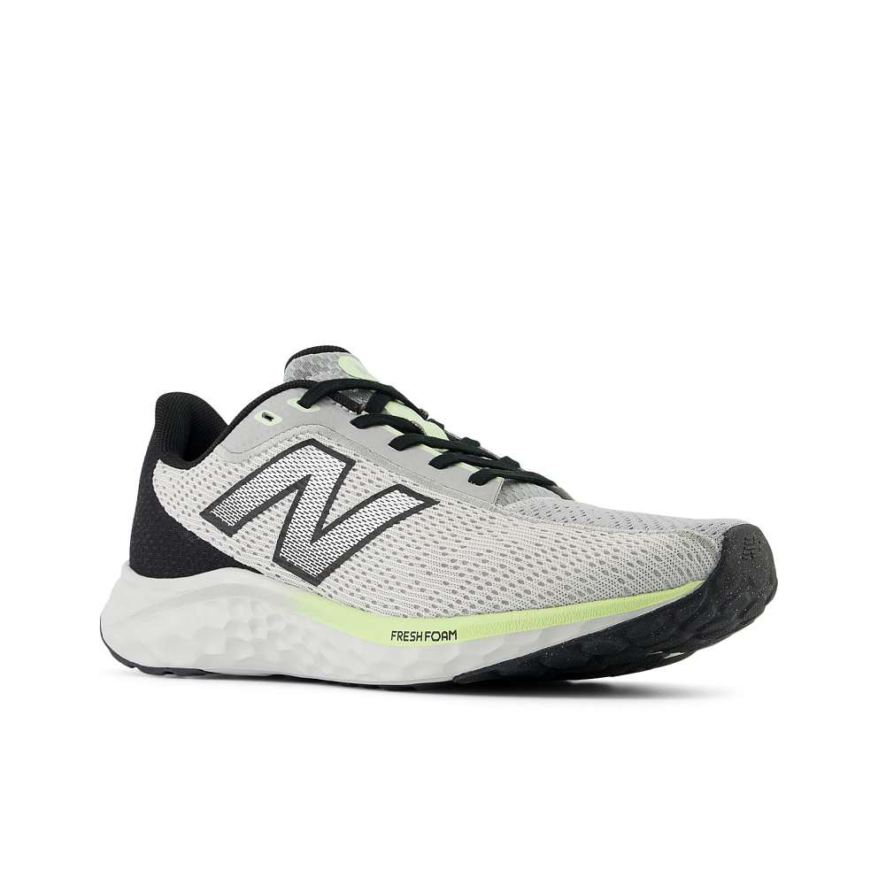 New Balance ARIS кроссовкалары