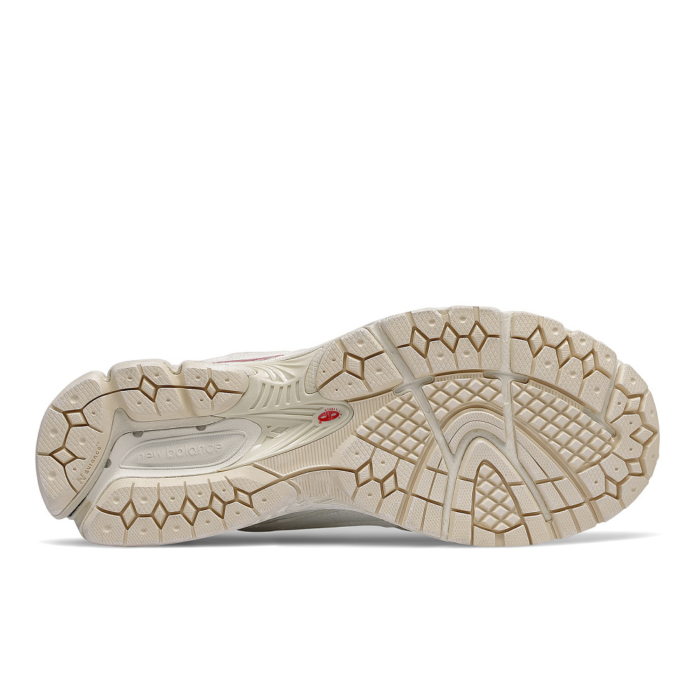 Кроссовки New Balance 2002