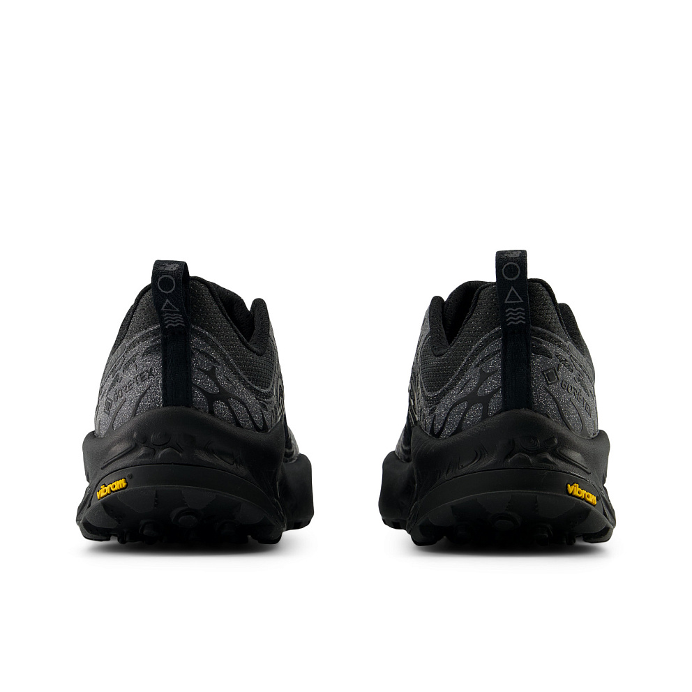 Кроссовки New Balance Hierro