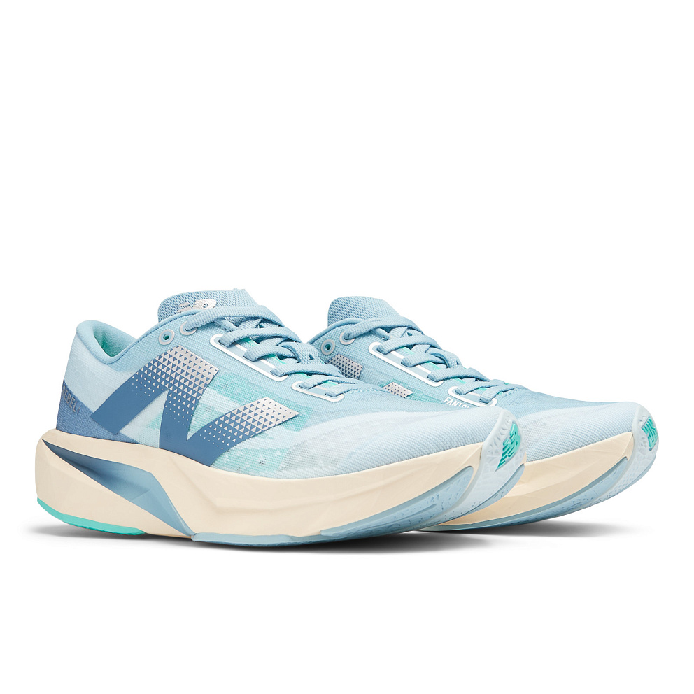 Кроссовки New Balance FuelCell Rebel v4