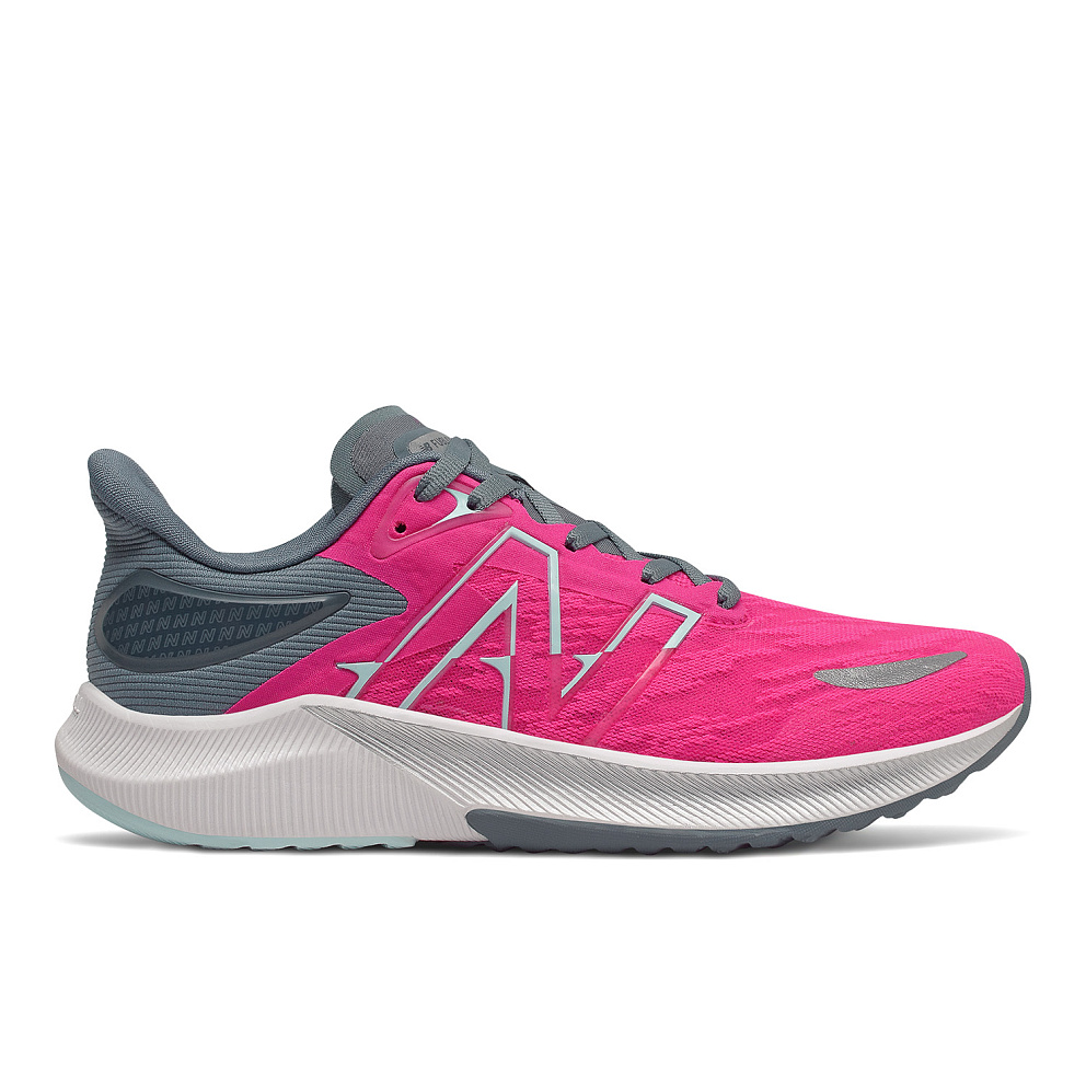 Кроссовки New Balance FuelCell