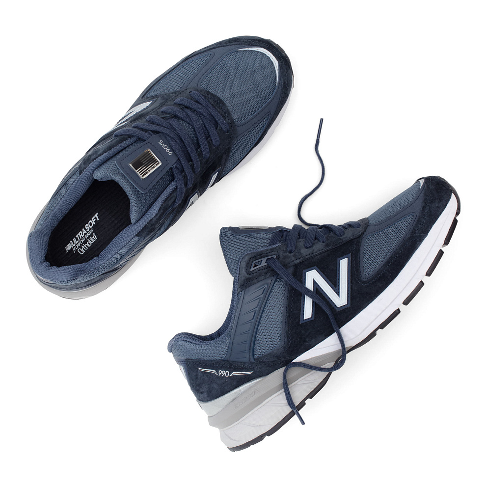 990