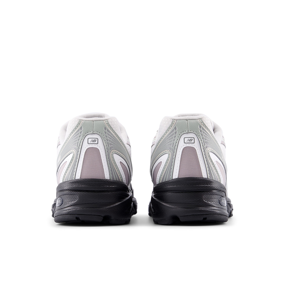 Кроссовки для активного отдыха 740